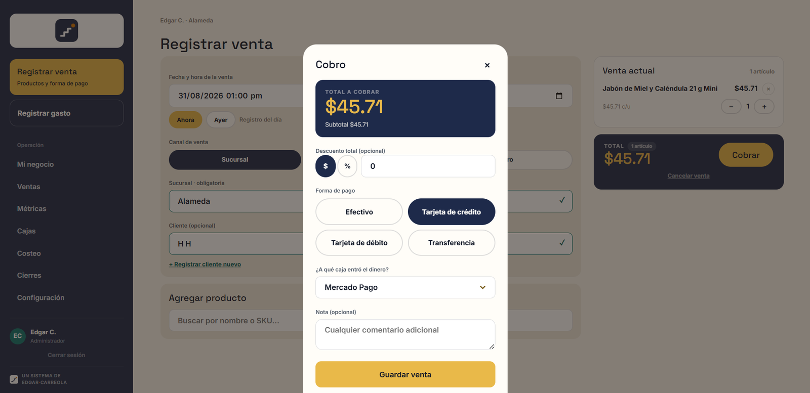 Pantalla de registro de venta: productos, cliente y forma de pago